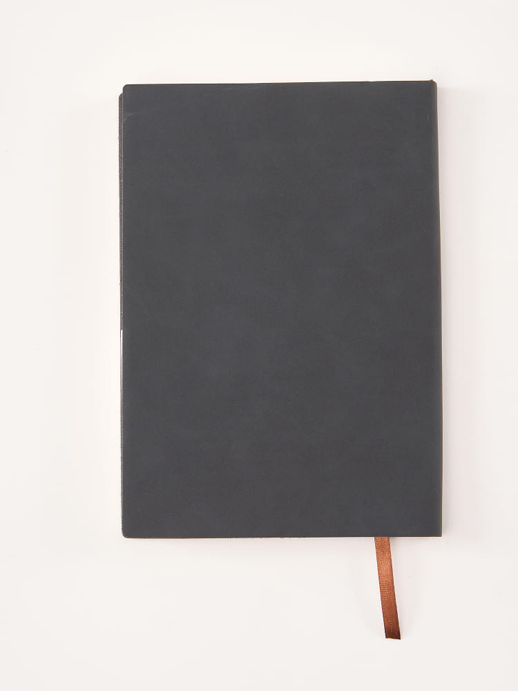 Classico, Smoky black